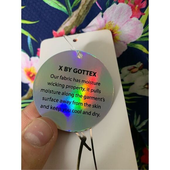 Gottex Golf and Tennis long sleeve floral top women's size medium NEW WITH TAGS - Picture 6 of 6